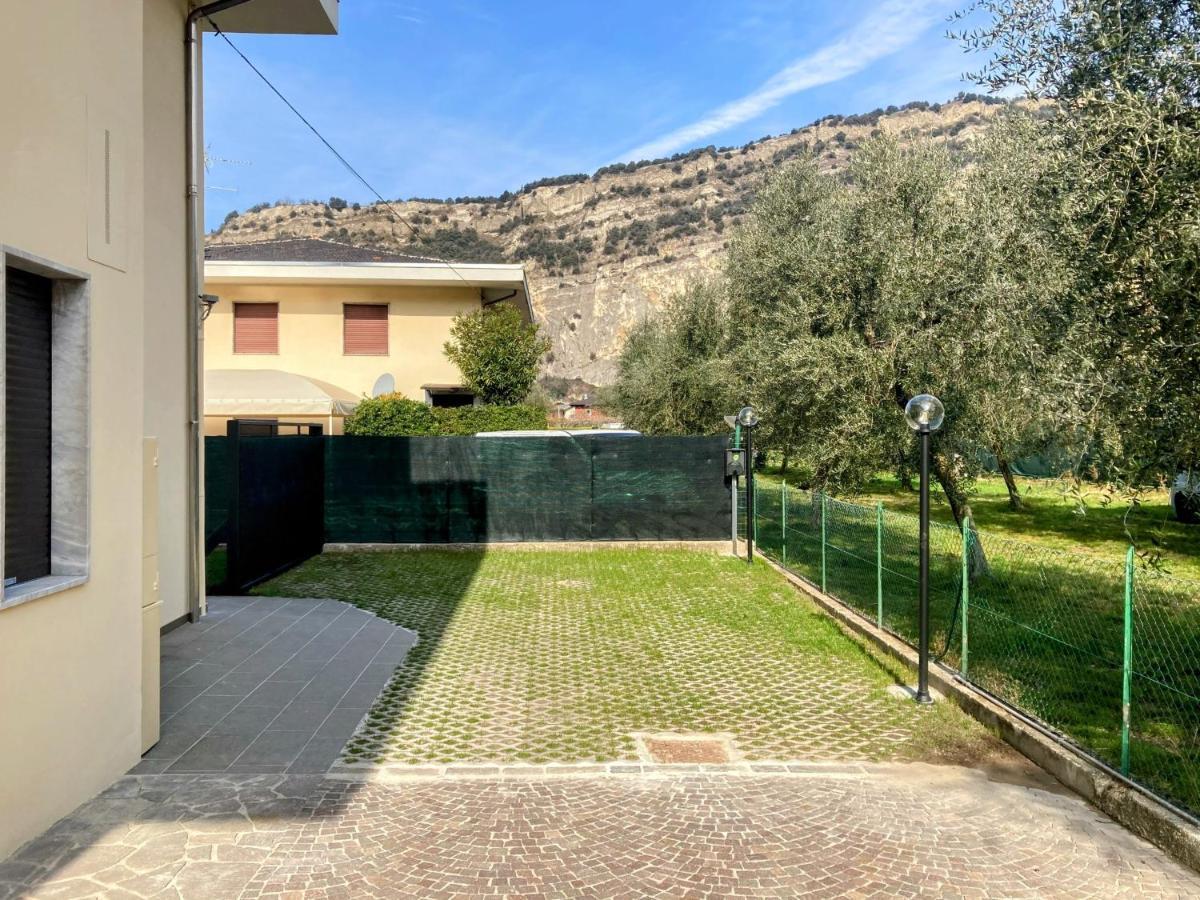 Casa Fiorella Torbole Sul Garda Luaran gambar
